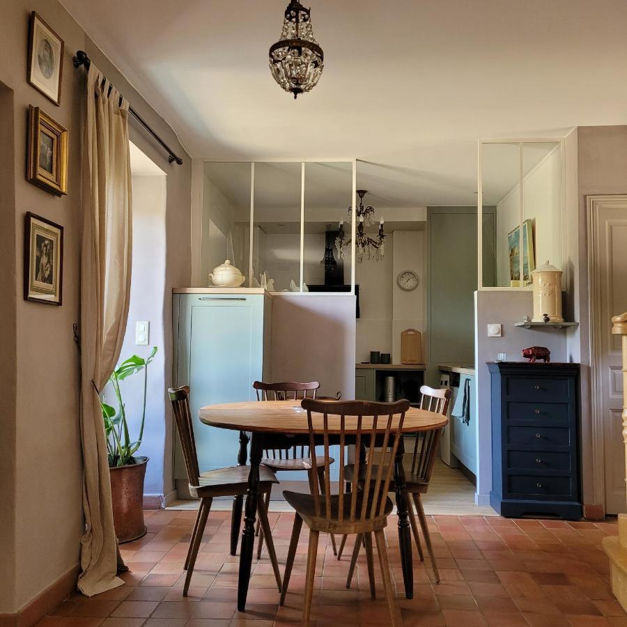 Gite De Charme Au Manoir Du Plessis-Quinquis Sainte-Seve Bagian luar foto